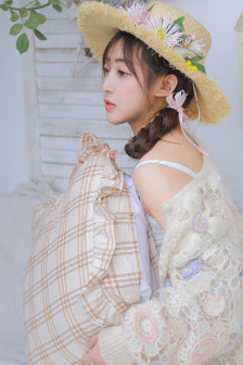 老人船上弄雨婷第12章视频